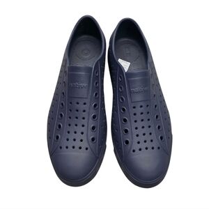 Native Slip-On Shoes in Navy Blue Unisex 8M | 10W